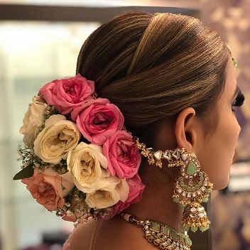 Wedding Secrets Listing Category Bridal hair florals