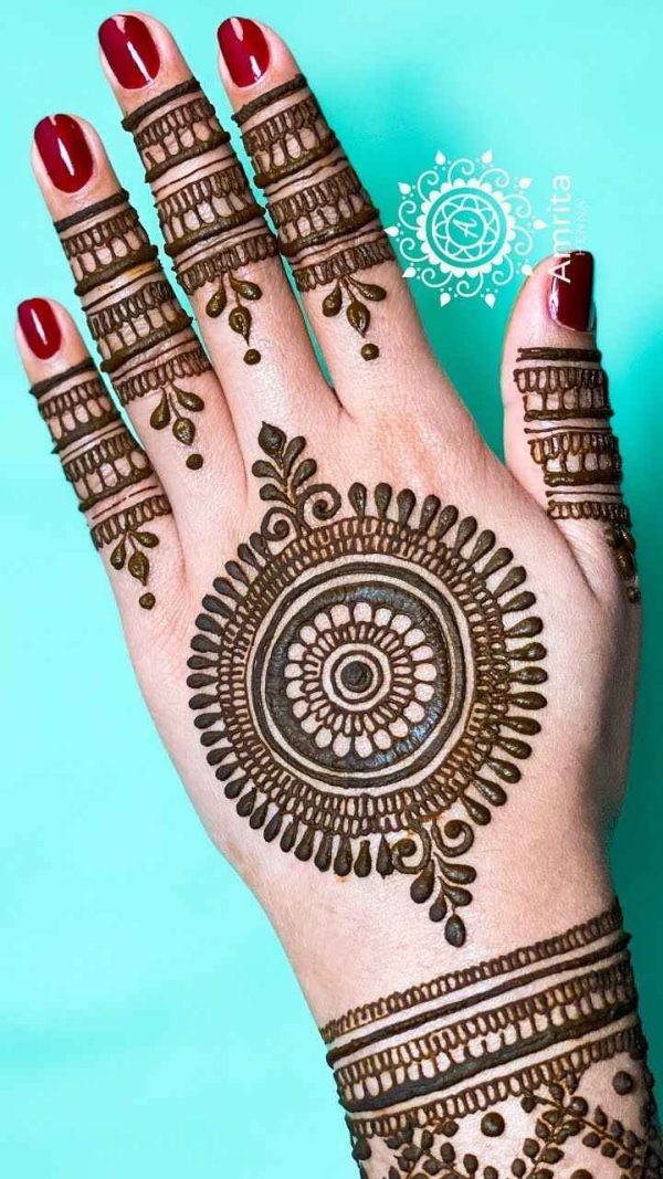 Unique Back hand Bridal Mehndi Design - Wedding Secrets