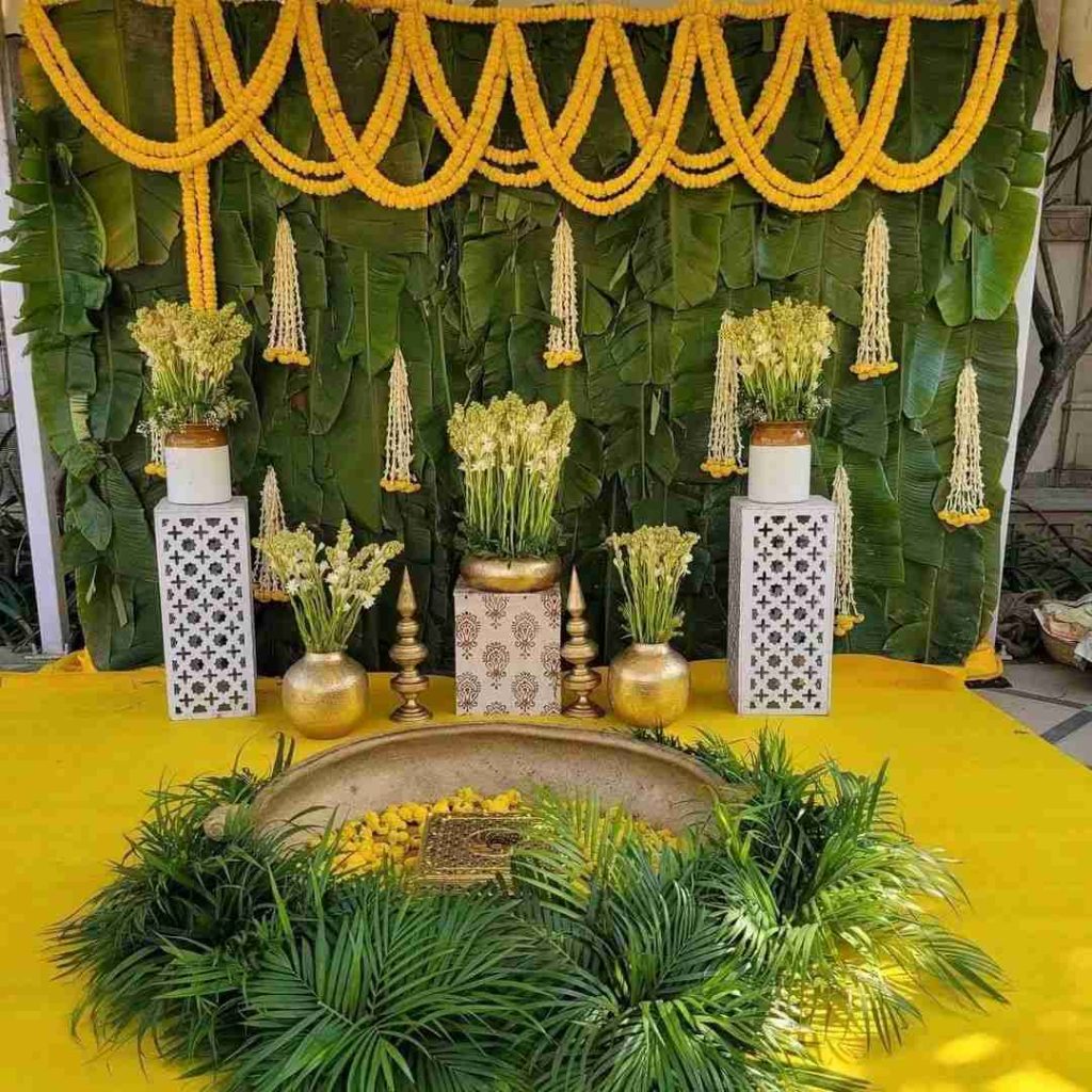 natural leaf decoration for haldi