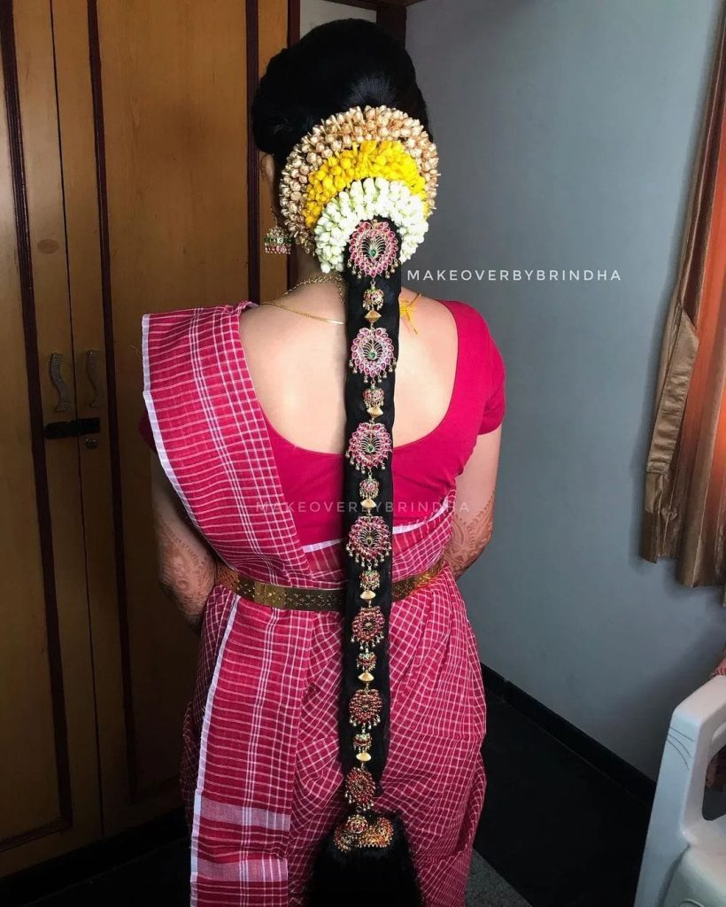 Maharashtrian Bridal Bun with Gajra | Lace Braid Bun Hairstyle - YouTube