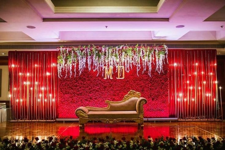 Red themed decor - simple wedding decor