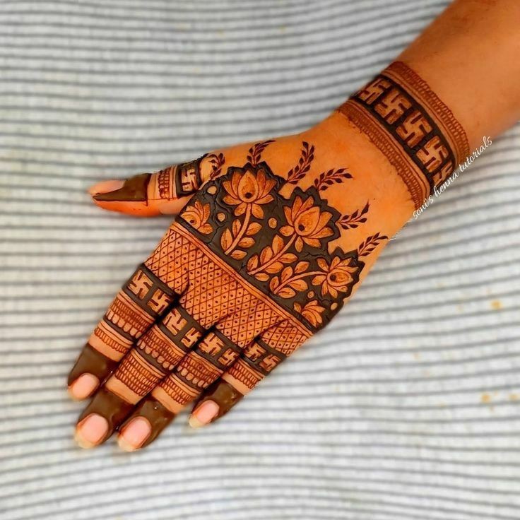 Simple and beautiful mehndi designs for back hand