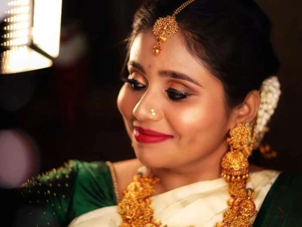 Bridal Makeup Listing Category Dhivyasri Makeover Artistry – Bridal makeup artist in Coimbatore