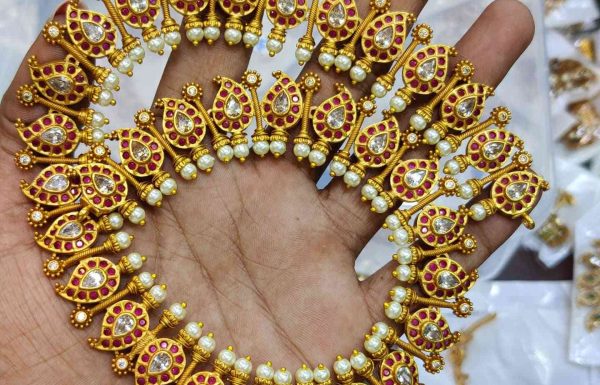 Raj Laxmi Fancy: Bridal jewellery on rent Gallery 10