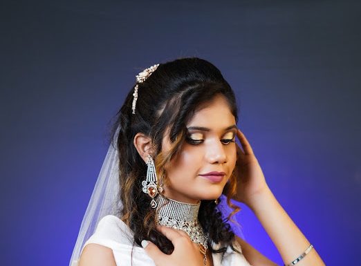 Get Glamorous Academy – Bridal Makeup Artist & Academy in Pune Gallery 3
