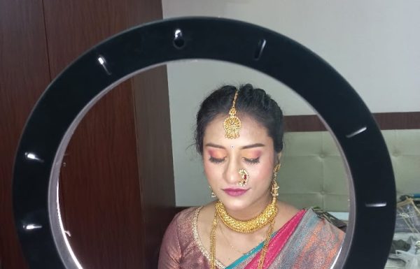 Kaminee Makeup Studio & Beauty Salon – Bridal makeup artist in Pune| Celebrity makeup artist in Pune Gallery 4