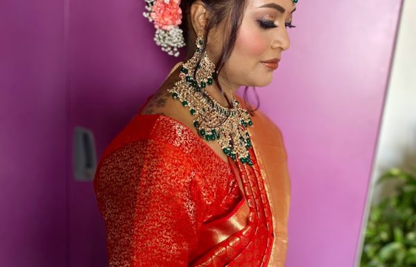 Ruchi – Bridal Makeup artist in Pune Gallery 9